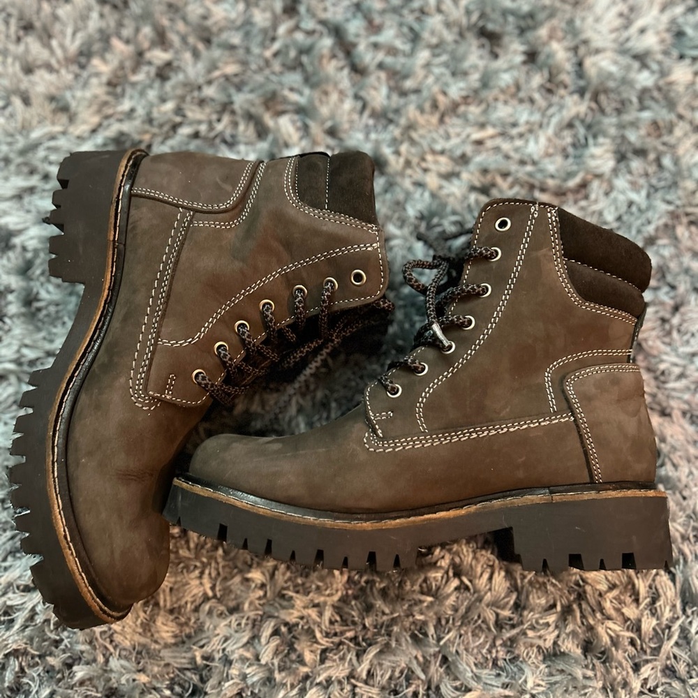 Pajar Women’s Dark Brown Lace-Up Waterproof Boots